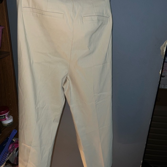 New with Tags Lane Bryant  slim Capri mid-Rise - Picture 2 of 6